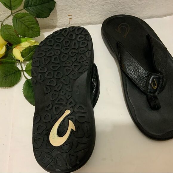 Olukai KUPUNA Men\'s Flip Flop Size 8 black leather top main image 5